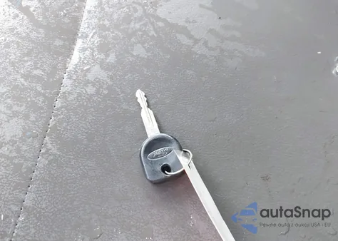 2010 Ford F-250 Lariat/Xl/Xlt z USA, uszkodzony, nr VIN 1FTSX2B57AEA18749